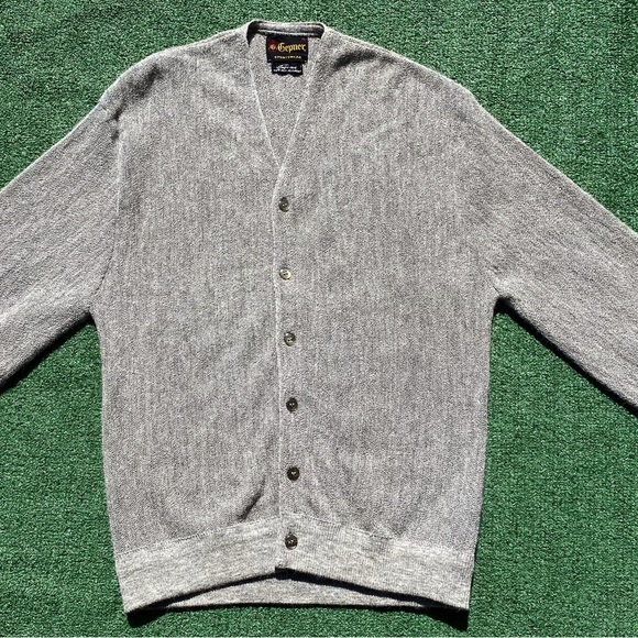 Vintage 70’s 100% ALPACA 2-Ply Cardigan  Grey Sweater Mens’s Size Medium - Picture 2 of 7